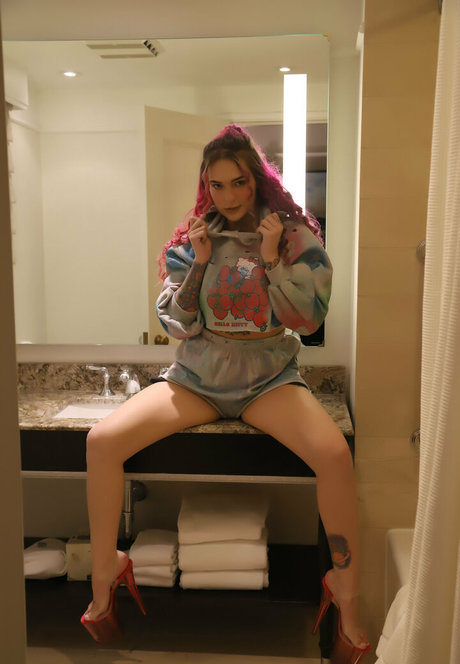 hazzardousmaterial leak onlyfans porn