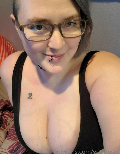 gothrosie onlyfans naked porn