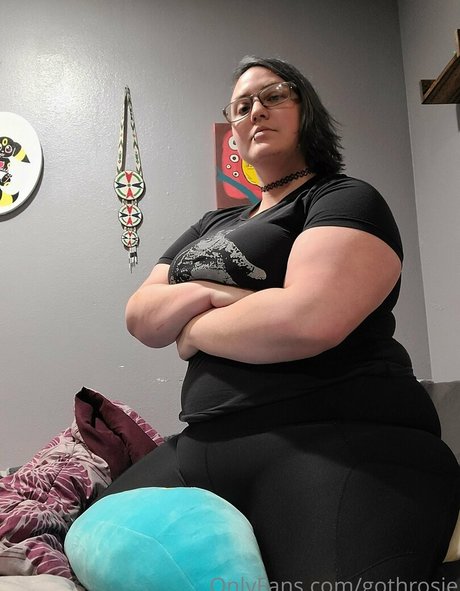 gothrosie onlyfans leaked dirtyship