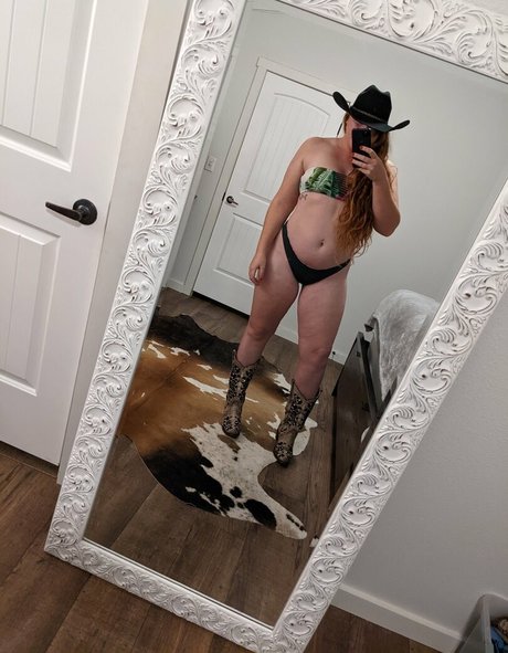 Jolene Farmgirl onlyfans photos