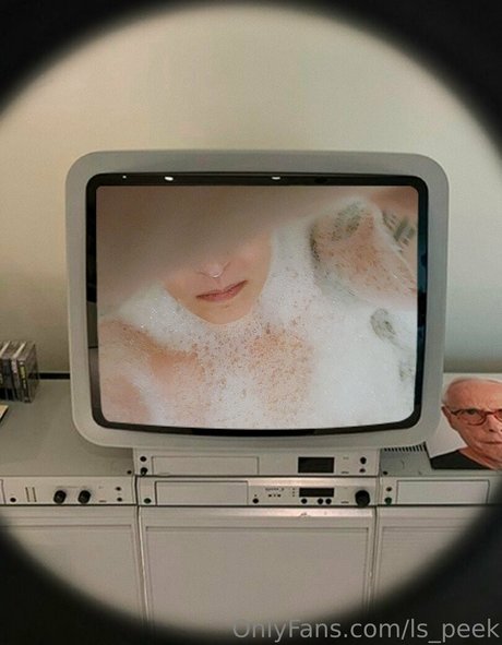 ls peek free onlyfans