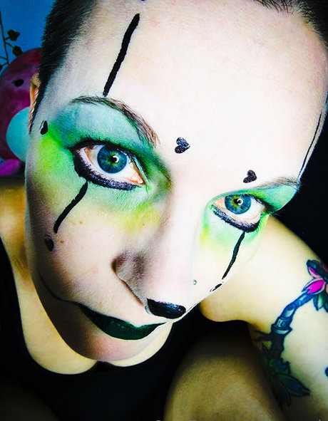 ls peek topless onlyfans