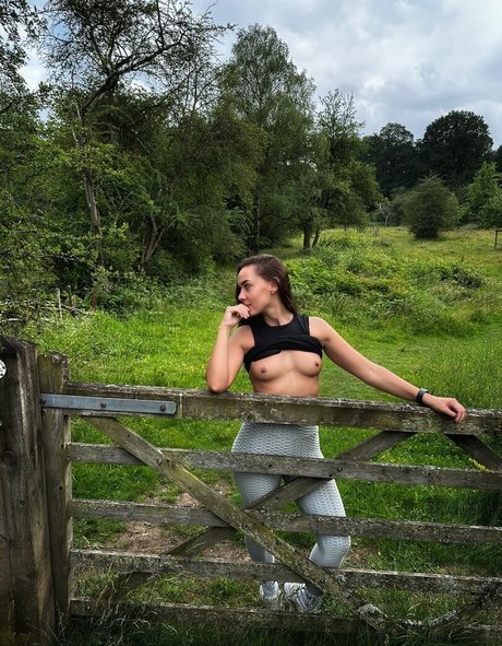 alice uncensored nsfw onlyfans