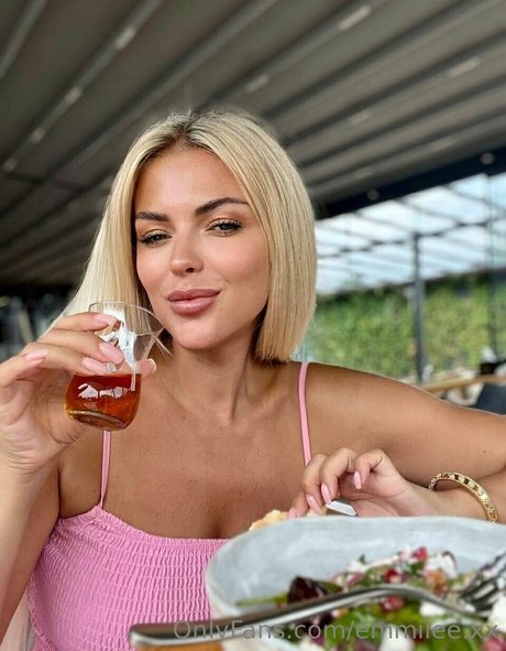 emmilee xx porn onlyfans