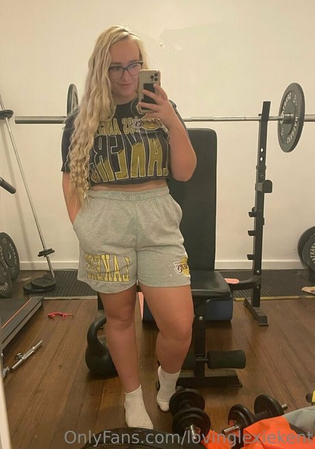 LovingLexieKent onlyfans leak nude