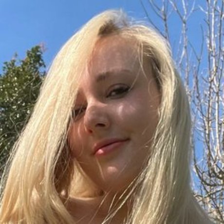 LovingLexieKent onlyfans star