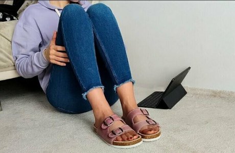 sarahssilksecrets onlyfans pictures