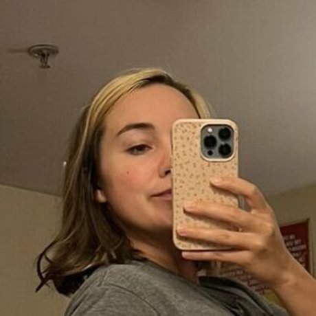 Erin Postsoffice onlyfans photos