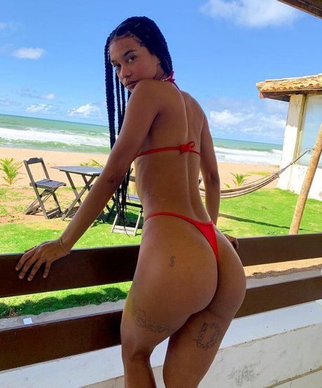 Andrea Beatriz onlyfans leaks