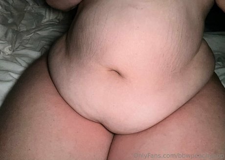bbwpeachypop onlyfans nude pictures