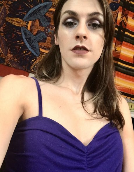 Spicy Kendra free only fans