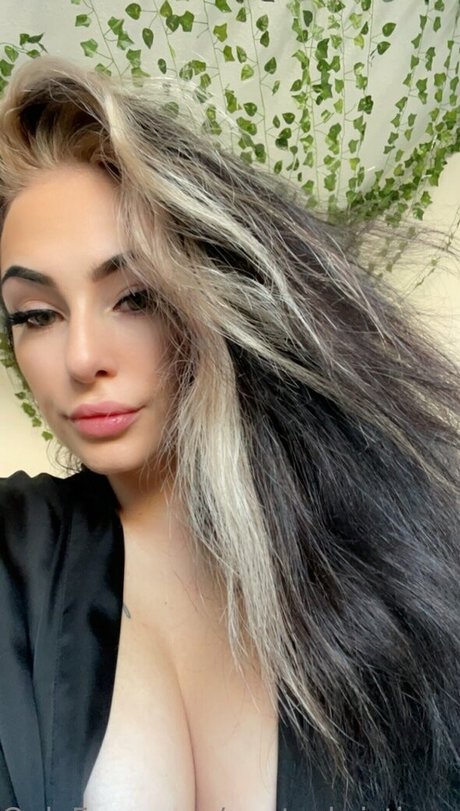 cuntychristinaafree tits onlyfans