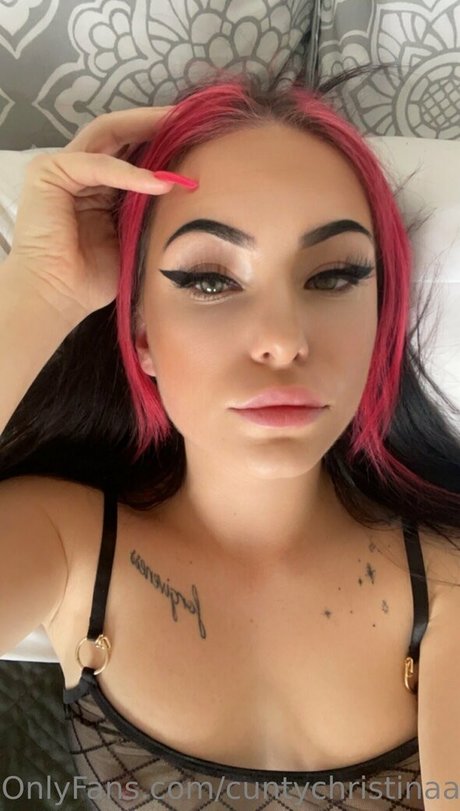 cuntychristinaafree onlyfans star