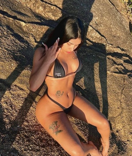 Hillary Fabii nude only fans leaks