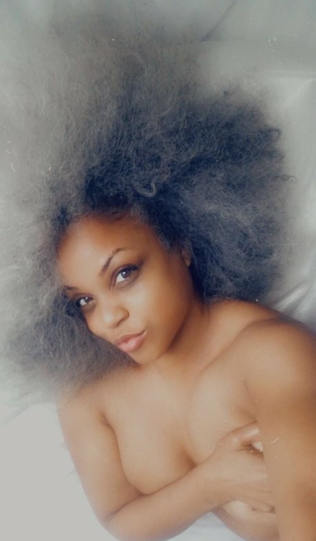 Sinnamon Love onlyfans leajs