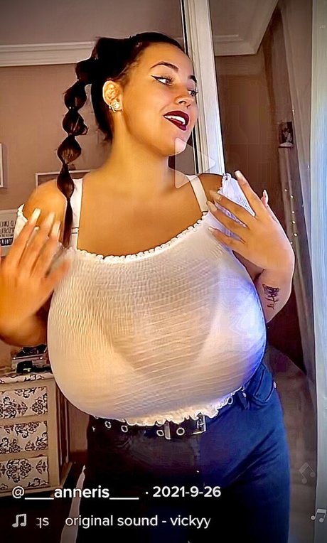 Anneris18 onlyfans xx