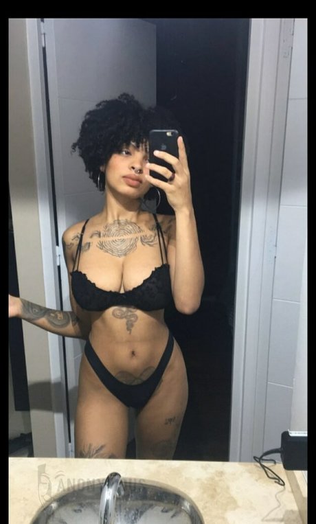 Molive onlyfans striptease