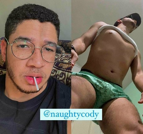 sweetaveli onlyfans topless