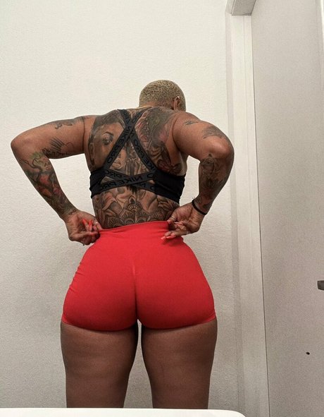 ItsJustRocky onlyfans nudes leaked