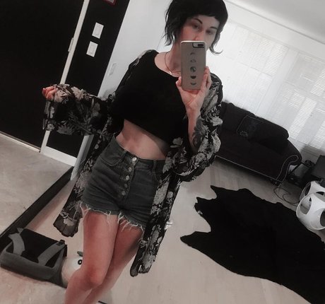 Holly Conrad porn onlyfans leak