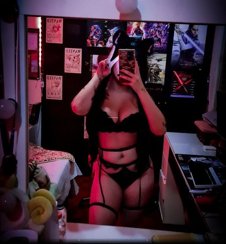 carrietlol onlyfans nude pictures