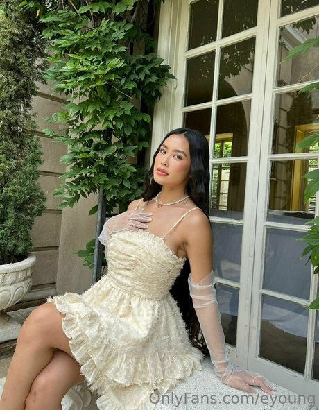 eyoung onlyfans nude content