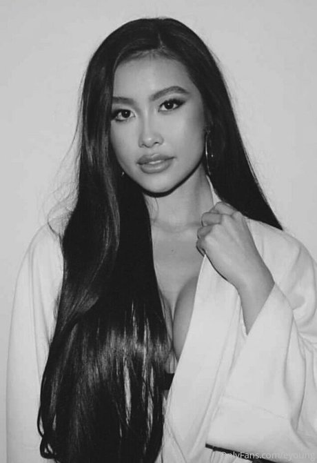 eyoung onlyfans page