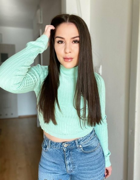 polinavolkova porn onlyfans