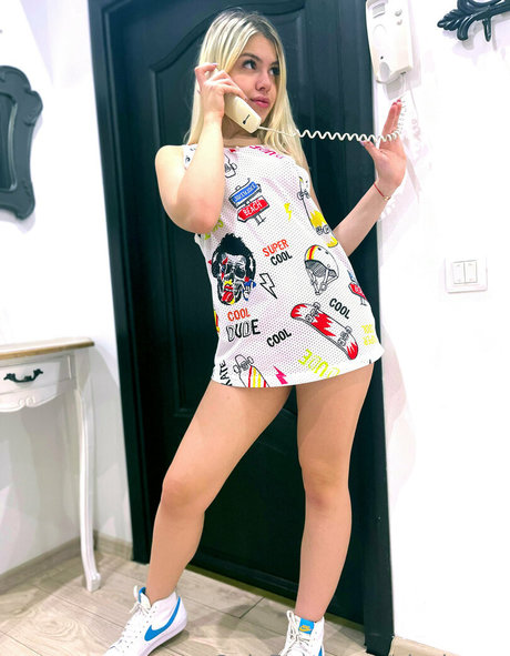 elsakroes onlyfans uncensored