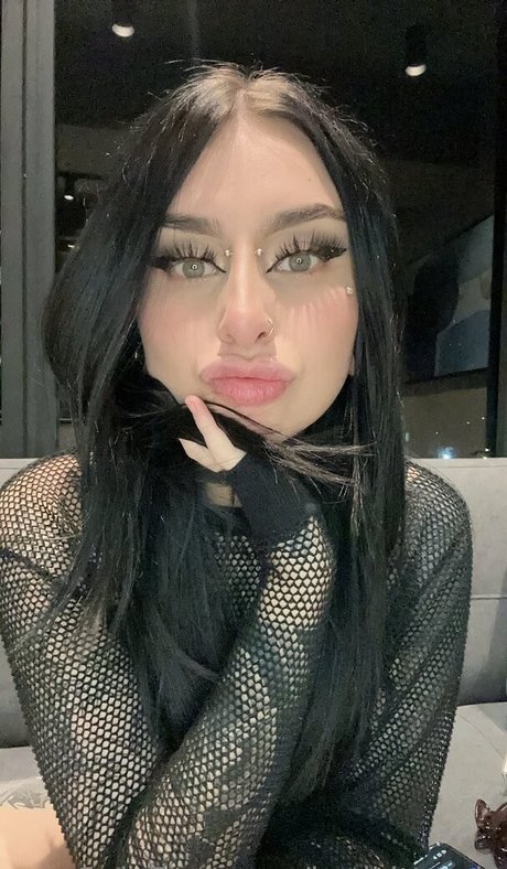 badkittymia only fans naked