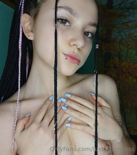lusty princess onlyfans nude leaks
