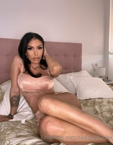 silviasiciliaxxx only fans leak