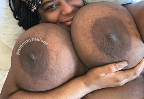 mommymcgee naked onlyfans leak