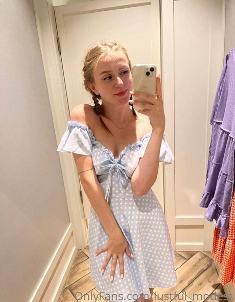 lustful modest nudes only fans