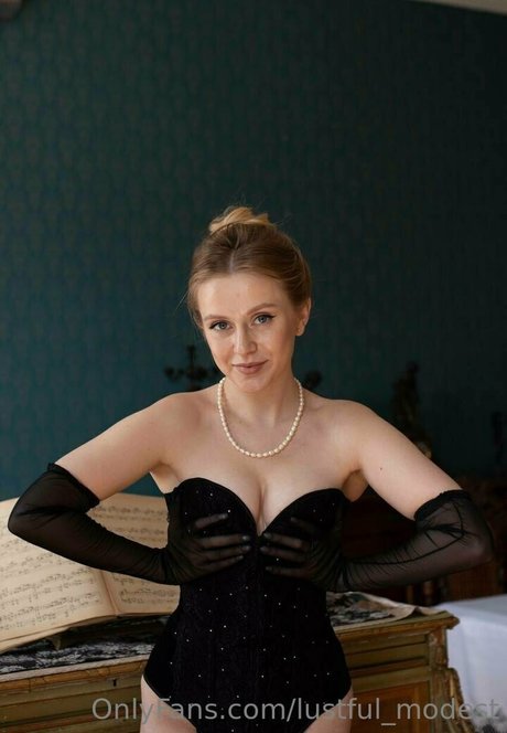 lustful modest onlyfans leak porn