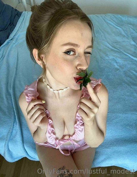 lustful modest onlyfans leaked