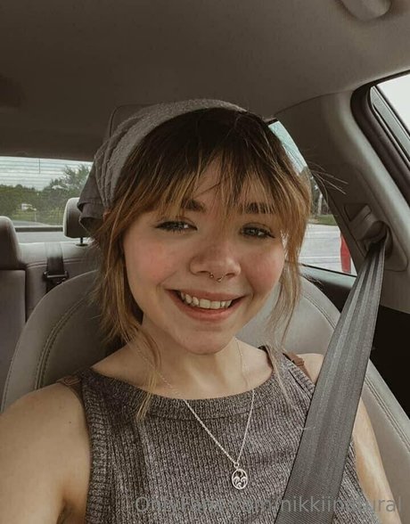 nikkiinatural onlyfans sex tape