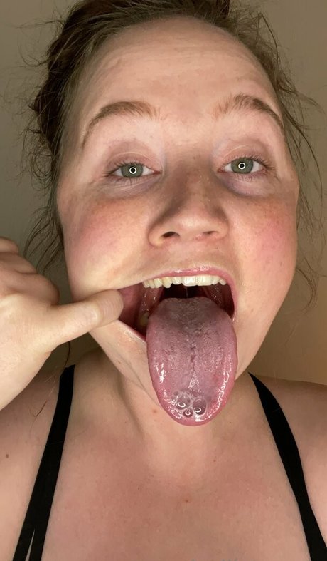 toxicallietongue onlyfans nude