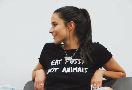 russian pussy onlyfans art nude snapshot