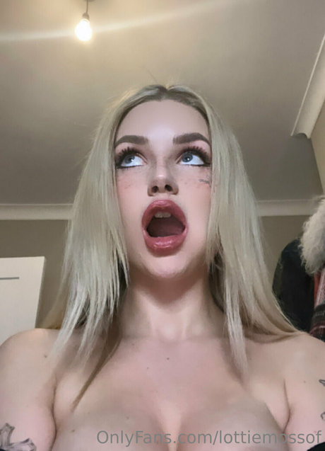 lottiemossof leaked onlyfans nude