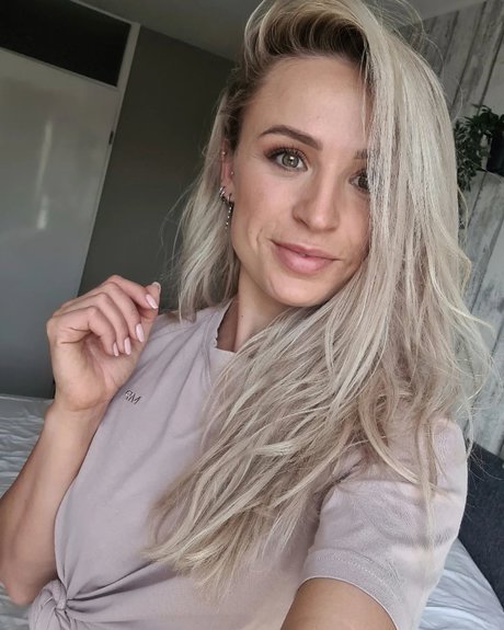 Larissa Van Meerten onlyfans uncensored