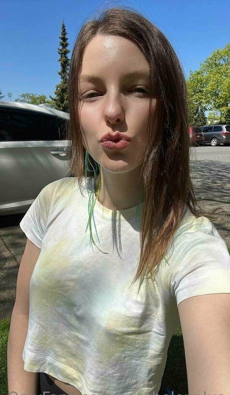 misshelenalue leak onlyfans nude