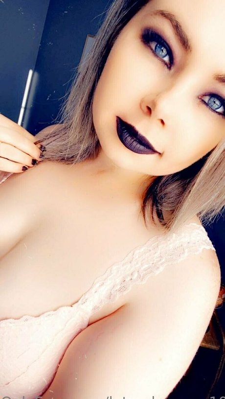 hottest young onlyfans xxx visuals