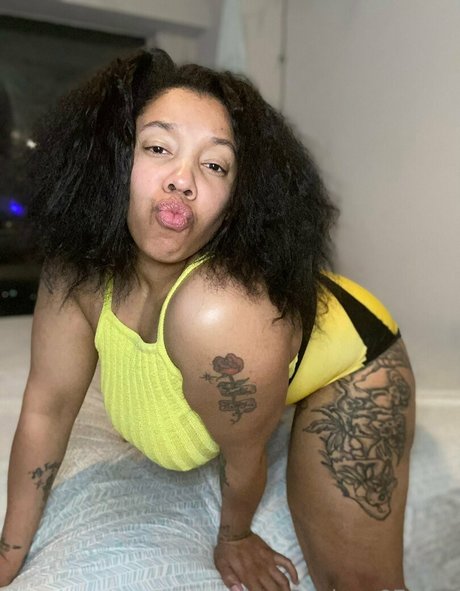 uniquesativa onlyfans porn nude