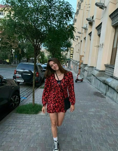 aminavalentino onlyfans post