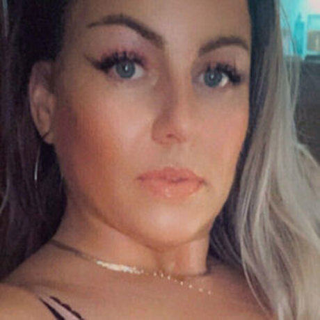 firstmilfmate onlyfans striptease