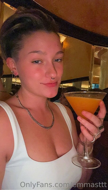 emmasttt onlyfans nude