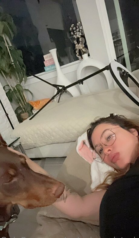 notoriousvictorious2 nude on onlyfans