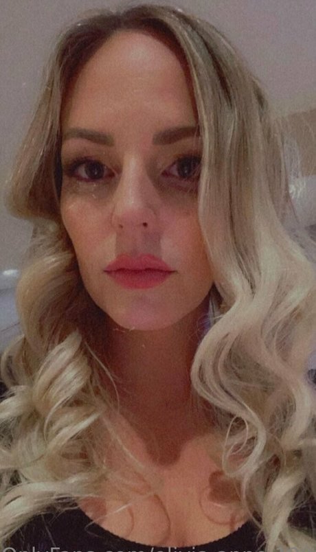 Olivia Anne 1990 onlyfans leaks xxx