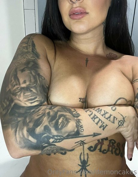 Demoncakes nude onlyfans leaked
